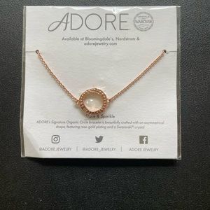 Adore Circle Bracelet